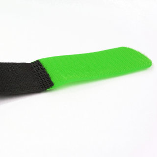 1 Klettkabelbinder Metallöse Klett- und Flauschteil auf unterschiedlichen Seiten 60 cm grün